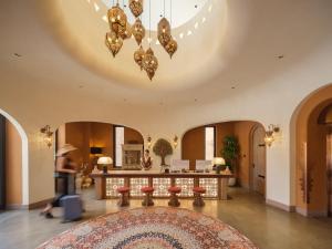 Vstupní hala nebo recepce v ubytování Turpan Rizamat Manor + 98 fotografií