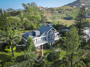 Un paisaje natural cerca de la villa