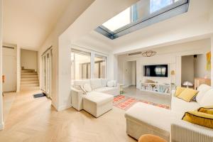 Et tv og/eller underholdning på Maison 5 pièces 10 min de Paris