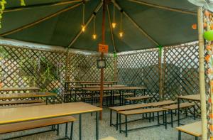 Ресторан / где поесть в Whispering Water Camp