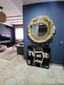 Posezení v ubytování Cozy 2-bedroom studio + 9 fotografií