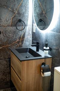 Ένα μπάνιο στο Seabreeze by Matteo +48 φωτογραφίες