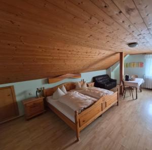 Φωτογραφία από το άλμπουμ του da vinci e michaela σε Niederdorla