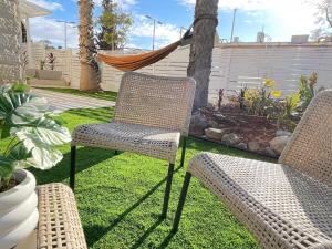 Κήπος έξω από το Ramon Palms