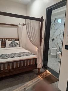 Un baño de KING'SWAY Hotel & Resort