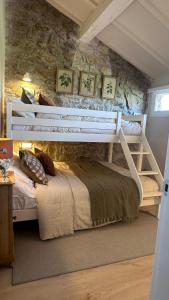 Postel nebo postele na pokoji v ubytování Sister Corner