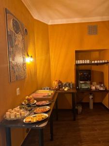 Jídlo v hotelu nebo okolí