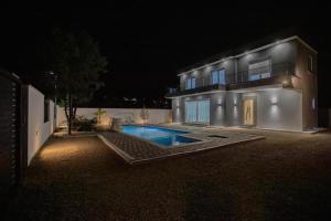 Swimmingpoolen hos eller tæt på Vila Lux Mia, Trebinje