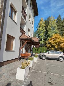 Tòa nhà nơi căn hộ tọa lạc +33 ảnh