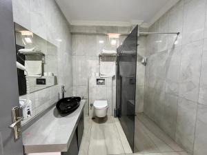 Ένα μπάνιο στο Deniz Hotel Kumburgaz