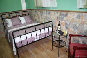 Кровать или кровати в номере Retro Hostel & Tours +65 фотографий