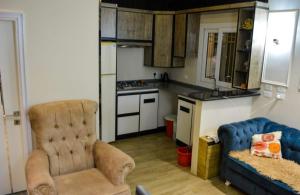 Η κουζίνα ή μικρή κουζίνα στο Chalet Sultan Ajloun