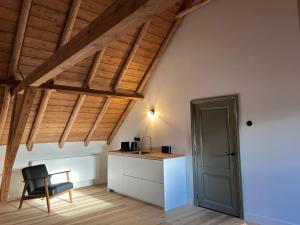 Nhà bếp/bếp nhỏ tại Slapen in Bronkhorst