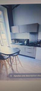 Nhà bếp/bếp nhỏ tại au centre de Nice proche de la mer superbe chambre climatisée