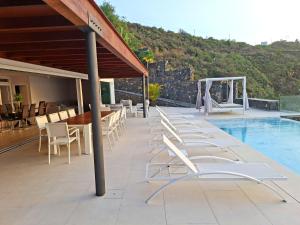 Hồ bơi trong/gần Villa OCEAN II Luxe Infinity Heated Pool +75 ảnh