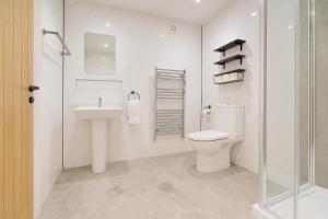 Koupelna v ubytování Ben View Guesthouse + 59 fotografií