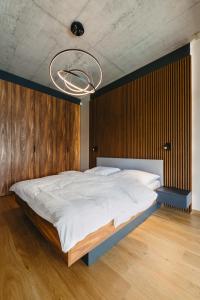 En eller flere senge i et værelse på LaResidencia Rajecké Teplice + 20 billeder