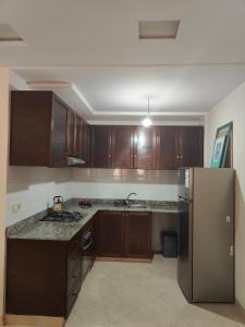 Køkken eller tekøkken på Cozy apartment close to the beach