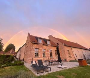 Здание виллы