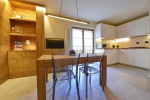 Kuchyň nebo kuchyňský kout v ubytování Le Reve de Marisa + 18 fotografií