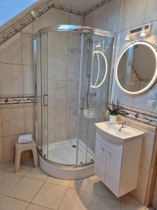 Phòng tắm tại Apartamenty i Pokoje u Doroty +32 ảnh
