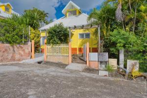 Το κτήριο όπου στεγάζεται  η βίλα