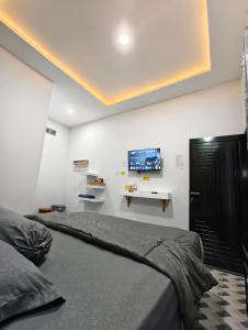 Et tv og/eller underholdning på Wisma 11 Oktober