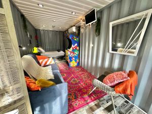 Гостиная зона в Séjour insolite dans un container aménagé à Berck