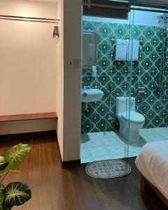 Et badeværelse på Mật Ong HOUSE