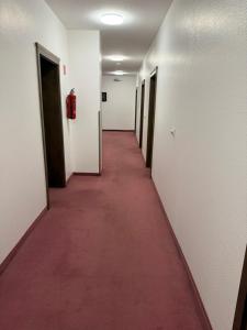 Afbeelding uit fotogalerij van Hotel Merkur in Niederdorla