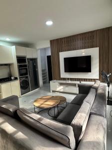 Kuchyň nebo kuchyňský kout v ubytování Elite escape apartments