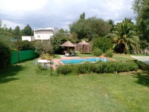 Bazén v ubytování Tiny house nebo v jeho okolí + 8 fotografií