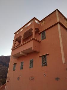 Budova, kde se the country house nachází