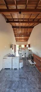 Køkken eller tekøkken på Casa Los Acacios Piso 2