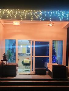 Et opholdsområde på Hilltop Villa Chez Coco