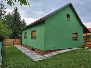 Το κτήριο όπου στεγάζεται  το διαμέρισμα