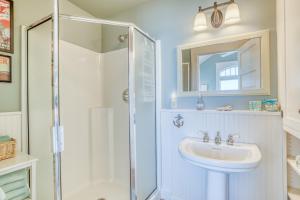 Ένα μπάνιο στο Whales Tail Cottage +32 φωτογραφίες