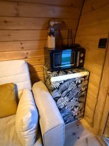 Μια τηλεόραση ή/και κέντρο ψυχαγωγίας στο Eco house in the Valley