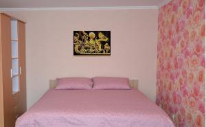 Кровать или кровати в номере Julia Apartment Riga Imanta