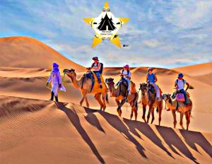 Επισκέπτες που μένουν στο Merzouga Stellar Camp +36 φωτογραφίες