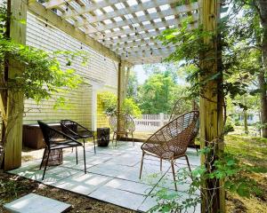 O grădină în afara Orleans Holiday House