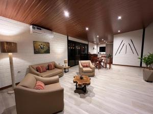 Galería fotográfica de Azlins House en Tena