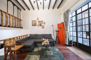 Posezení v ubytování Tonight Homestay West Nanjing Road Shanghai Maoming Building