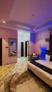 Φωτογραφία από το άλμπουμ του Flora By Bibaley Hotel στην Kaduna +10 φωτογραφίες