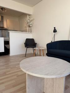 Kuchyň nebo kuchyňský kout v ubytování 2 bedroom apartment in the heart of Randers