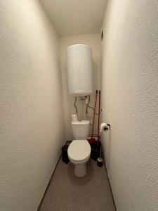 Et badeværelse på Havre de paix studio parking