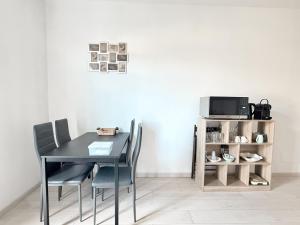 Fotografie z fotogalerie ubytování Guest House - MXP, Lakes, Leonardo, 2 bedrooms v destinaci Sesto Calende