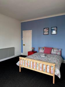 En eller flere senge i et værelse på The Manger