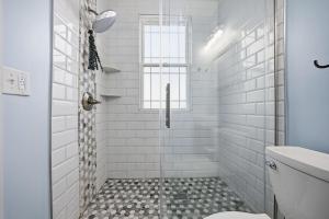 Koupelna v ubytování Comfort Boho Escape! Central Columbus