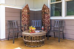 Et opholdsområde på Marbella Lane - Mesmerizing Ocean MT Views